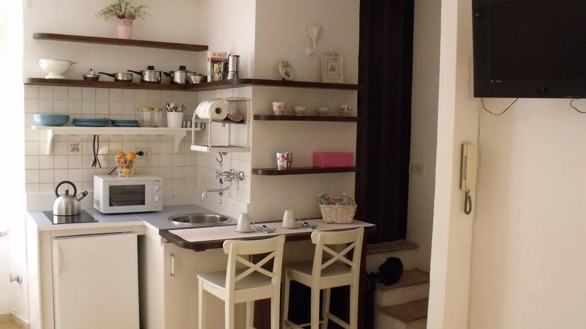 B&B Ventisei Scalini A Trastevere Rome Bed & Breakfast