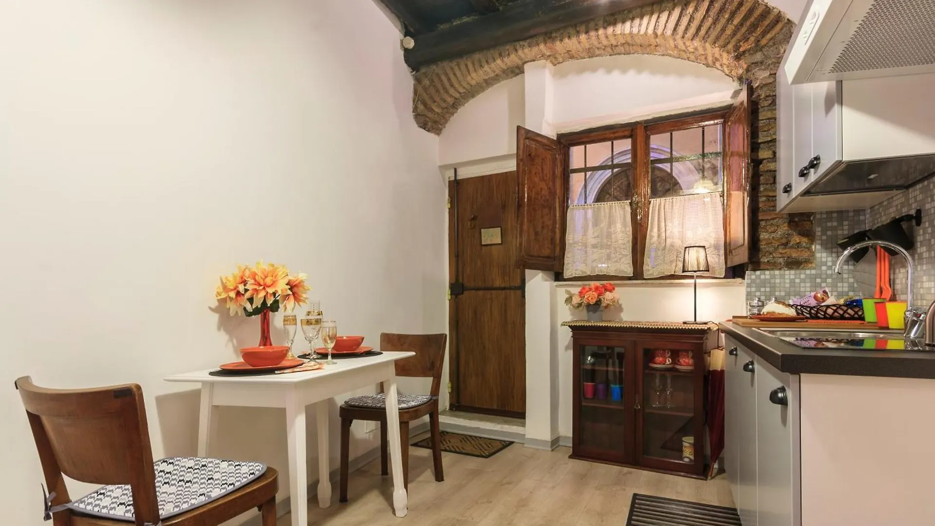 B&B Ventisei Scalini A Trastevere Rome Italy