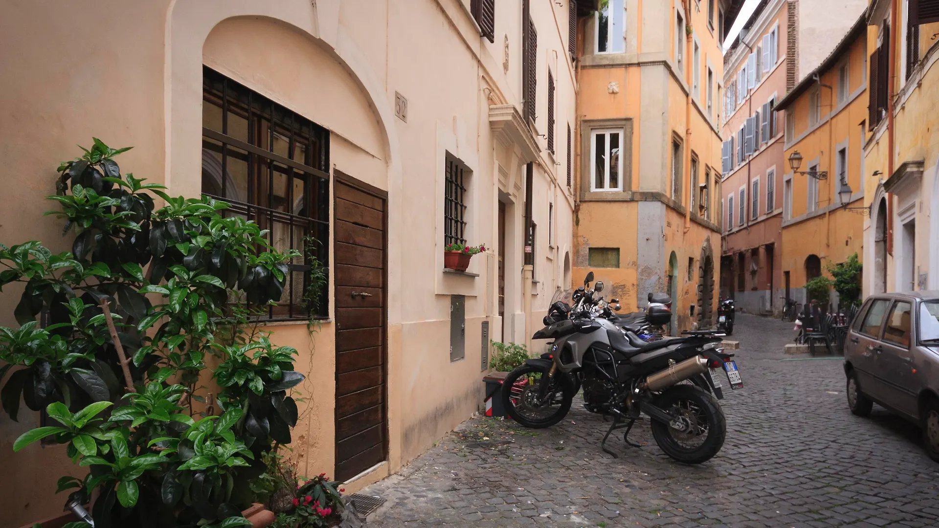 B&B Ventisei Scalini A Trastevere Rom Frühstückspension