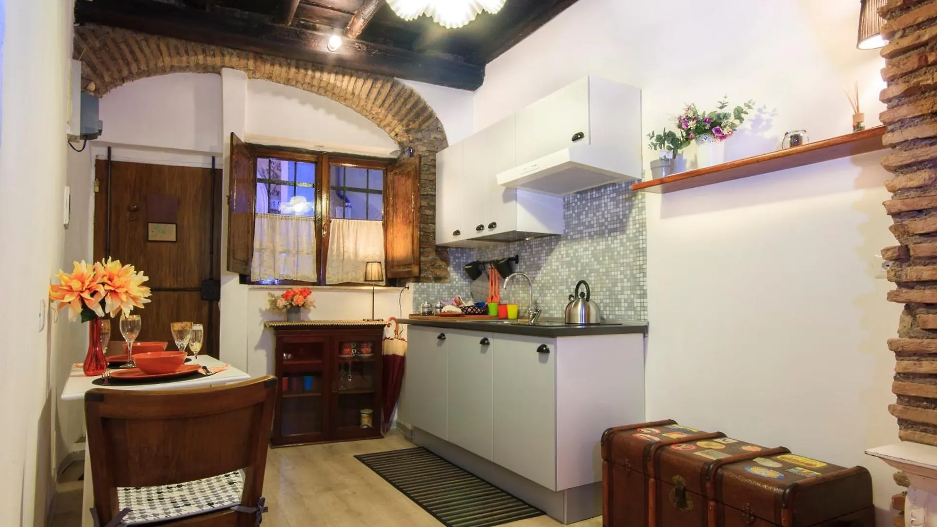 ** Bed & Breakfast B&B Ventisei Scalini A Trastevere Rom Italien