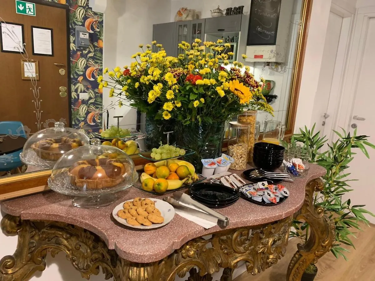 B&B Ventisei Scalini A Trastevere Rom Italien